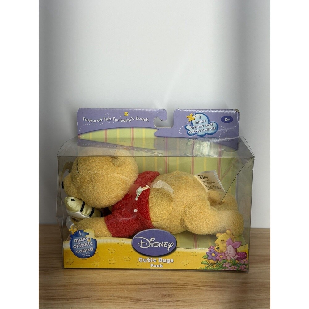 VTG Y2K Disney Winnie the Pooh Cutie Bugs Bee Crinkle Rattle Plush NIB 79521